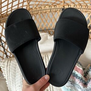 Lululemon Restfeel Women’s Slide